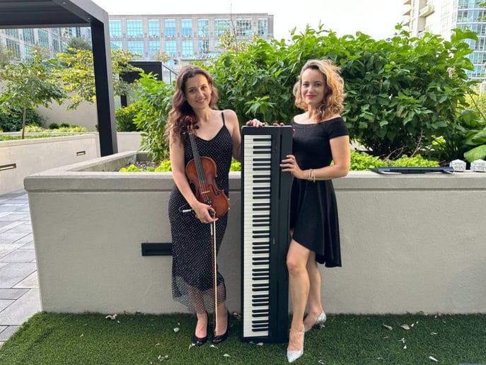 Gallery photo 5 of Alona_piano_