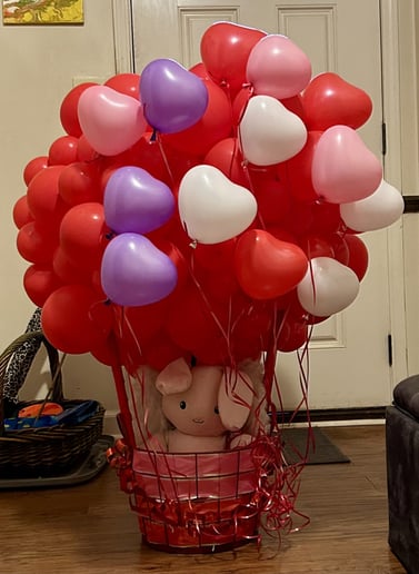 Gallery photo 4 of Alpha Chix Party Decor LLC.