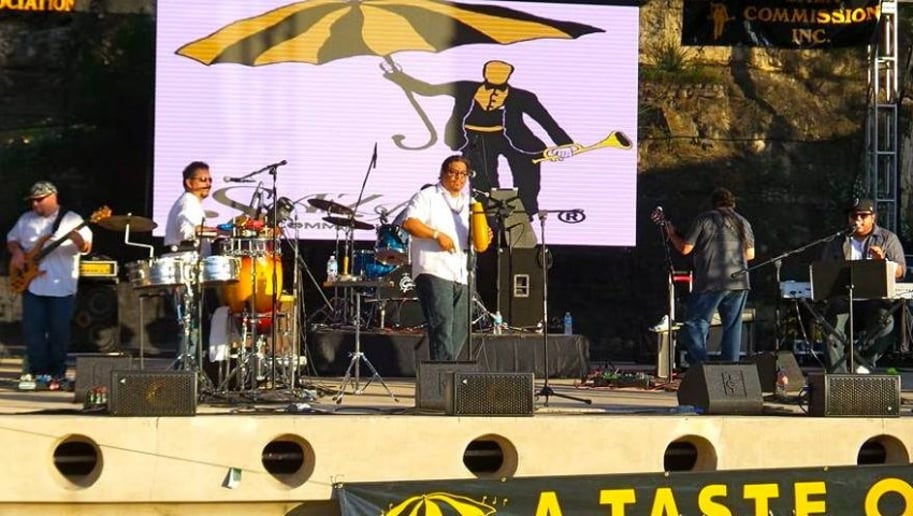 Gallery photo 1 of Alterd Natives Band
