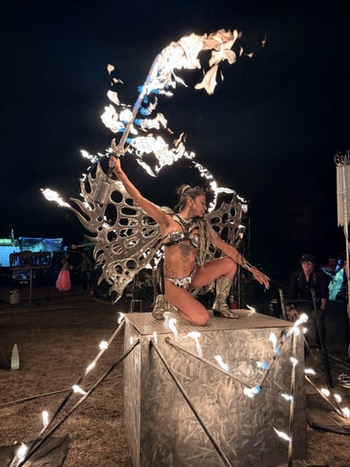 Gallery photo 1 of Aluna Dragon