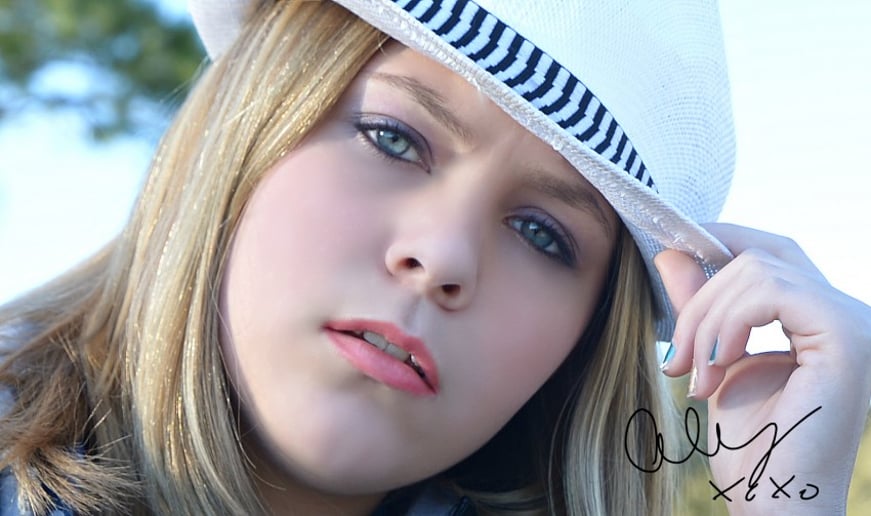 Gallery photo 1 of Alysa Arrazate