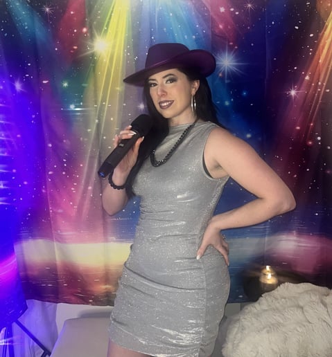 Gallery photo 5 of Alyssa Marie