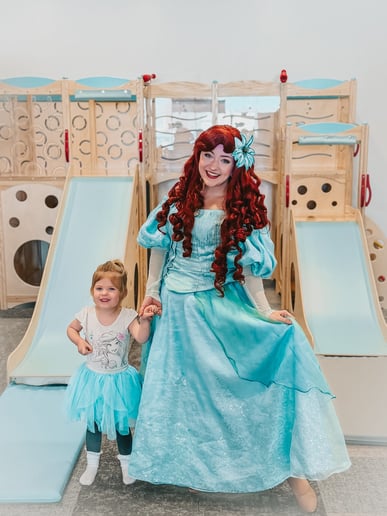 Gallery photo 5 of Alyssa's Happily Ever Afters