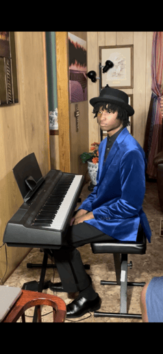 Gallery photo 6 of AJ Piano Works - Restaurant, Bar, & Hotel Lounge Pianist & Singer
