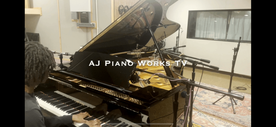 Gallery photo 5 of AJ Piano Works - Restaurant, Bar, & Hotel Lounge Pianist & Singer