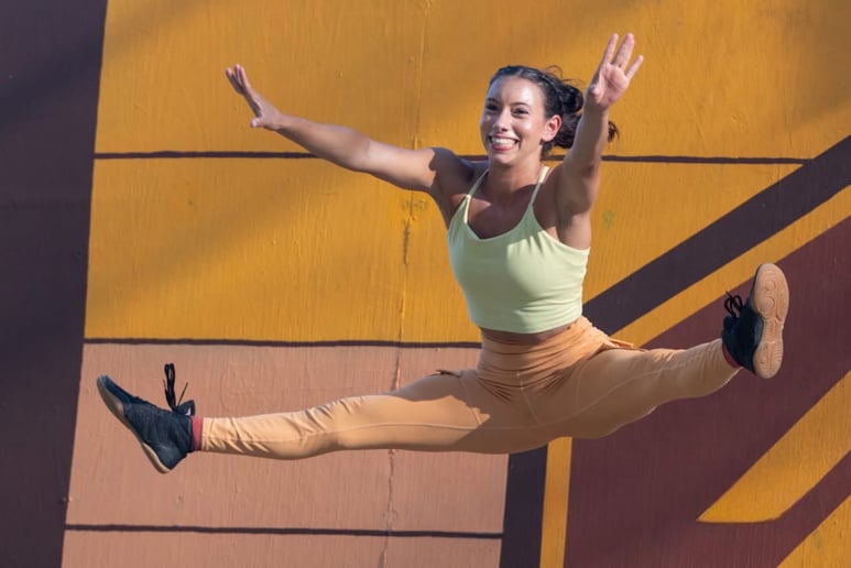 Gallery photo 9 of Amazing Acrobatics & Aerial
