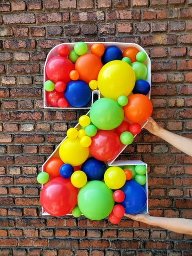 Gallery photo 1 of Amazing Balloon Animals + Workshops