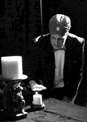Gallery photo 4 of Amazing Seance
