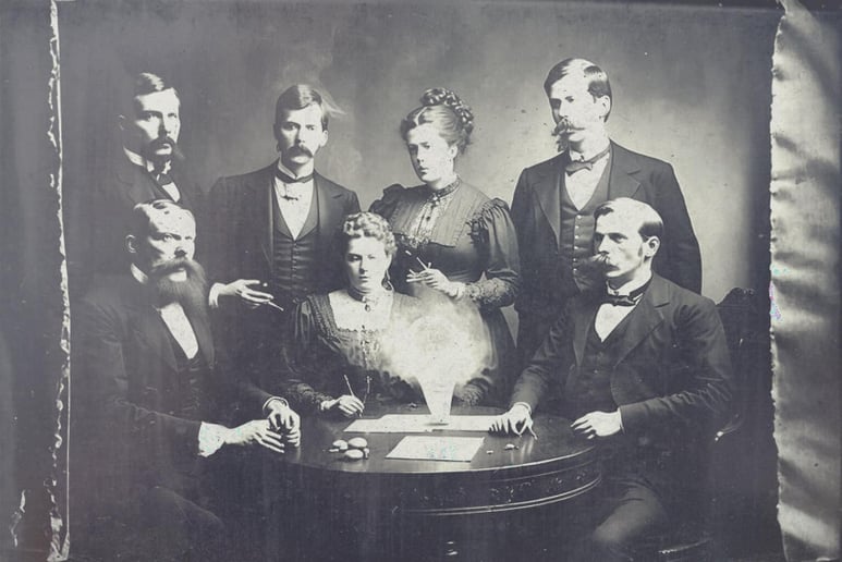 Gallery photo 6 of Amazing Seance