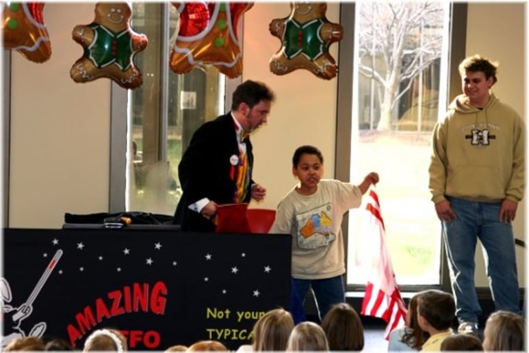Gallery photo 6 of Amazing Jeffo: Not Your Typical Blind Magician