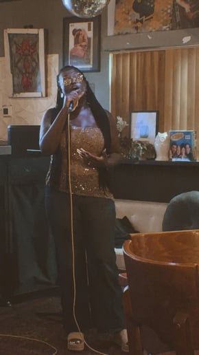 Gallery photo 3 of Amber and the Centrics