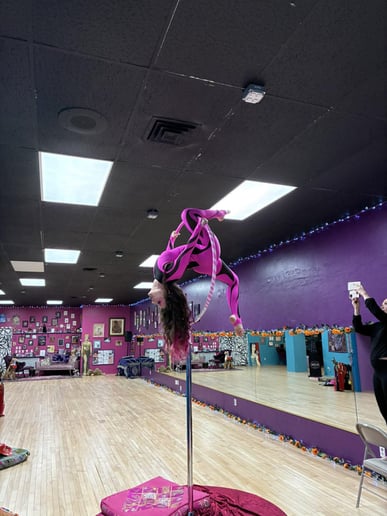 Gallery photo 4 of Amber Belly Dance
