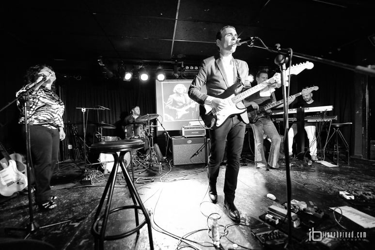 Gallery photo 4 of David Mar