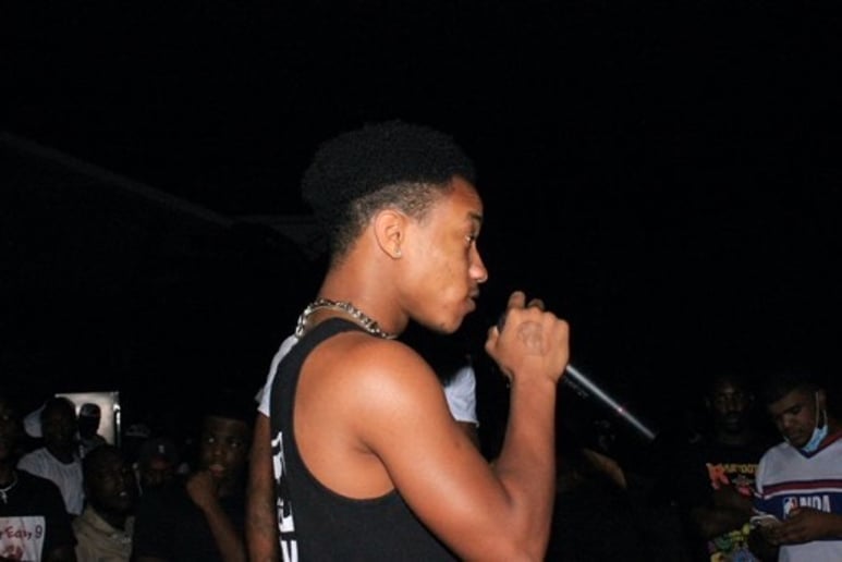 Gallery photo 6 of Amenta