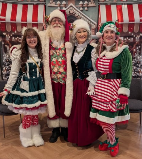 Gallery photo 6 of AmerEvents Sant-A-Grams
