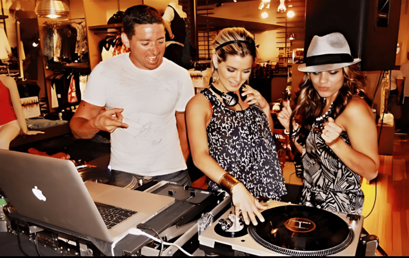 Gallery photo 9 of American Top Djs