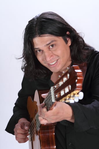 Gallery photo 1 of Amilcar Cruz