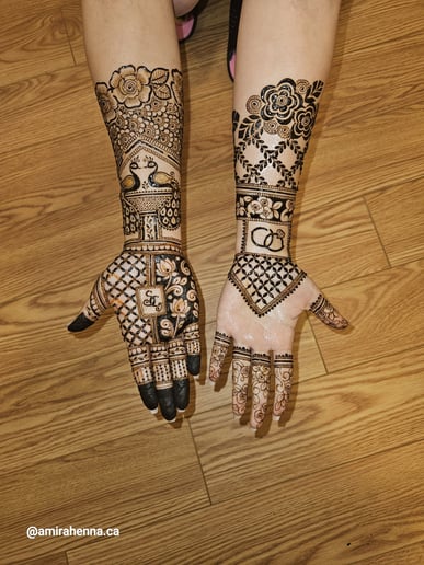 Gallery photo 4 of Amira Henna