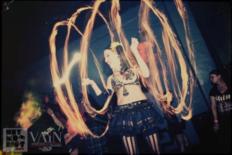 Gallery photo 7 of AmoraFire