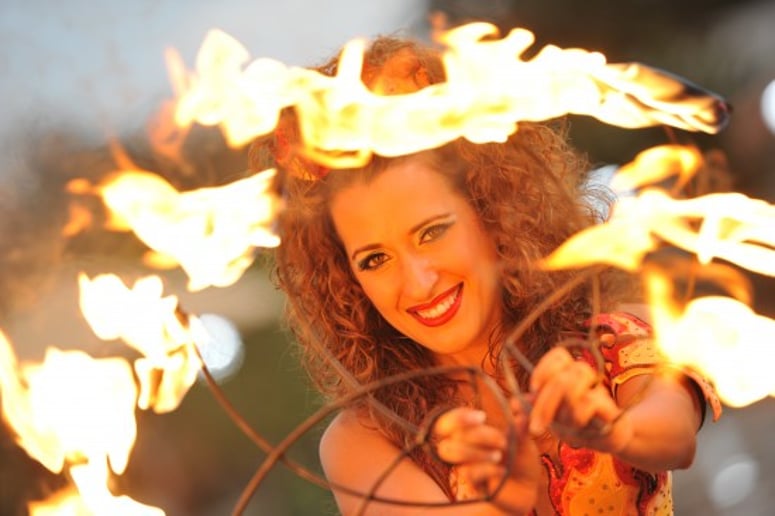 Gallery photo 3 of AmoraFire