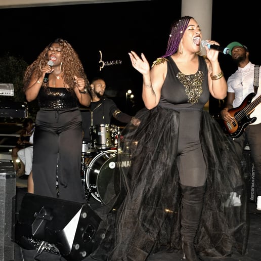 Gallery photo 5 of Amore the Songstress