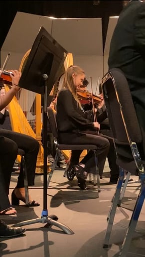Gallery photo 5 of Karen Amorous, Solo Violinist
