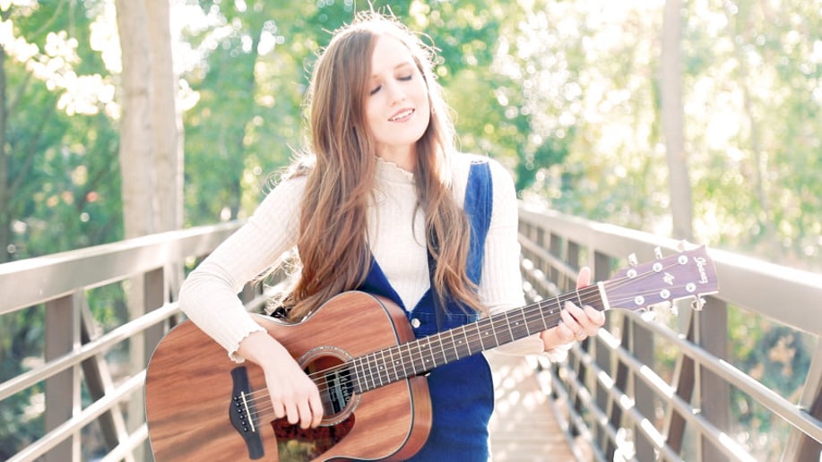 Gallery photo 3 of Amy Geis