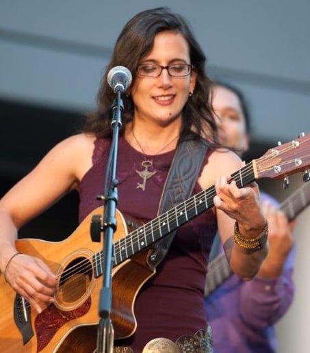 Gallery photo 1 of Amy Obenski