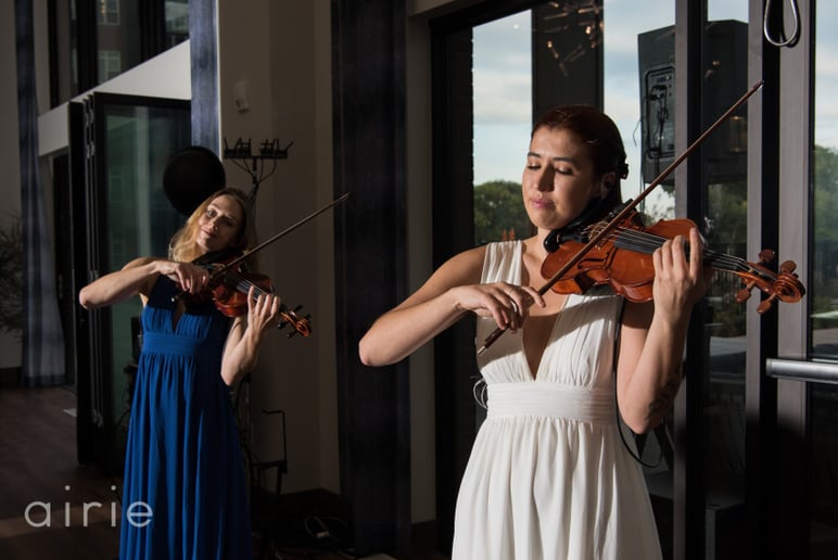 Gallery photo 6 of Ana Luna, Violinist