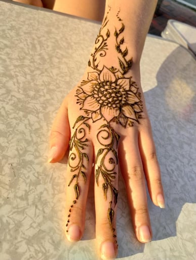 Gallery photo 3 of Ancient Fire Henna
