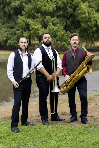 Gallery photo 2 of Andouille Fumee Dixieland Jazz Band