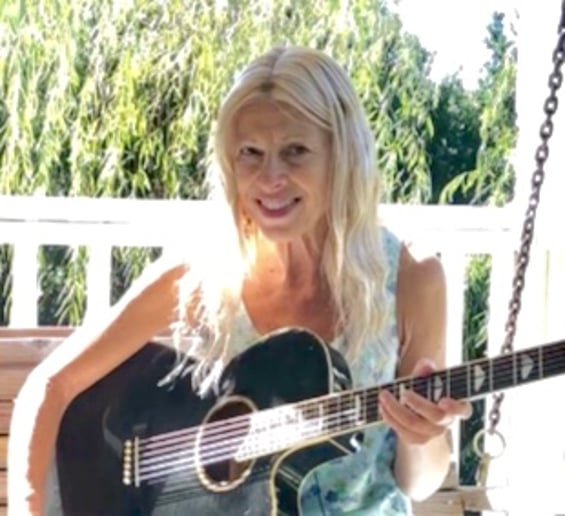 Gallery photo 4 of Andrea Cota (Ocean Sound Productions)