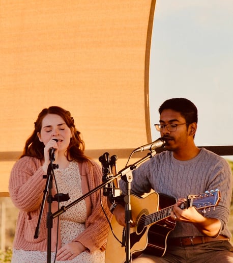 Gallery photo 3 of Andrew Khan Music