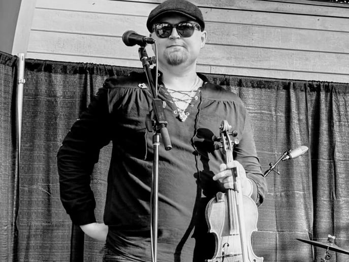 Gallery photo 4 of Andrew Veenstra-Banning