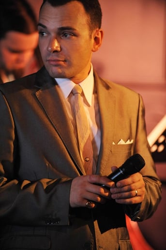 Gallery photo 2 of Andy De Campos