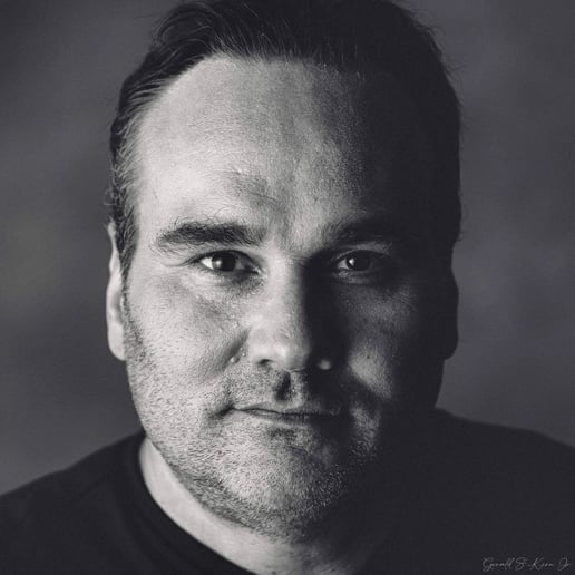Gallery photo 6 of Andy Rittler - Comedy Magician/Mentalist