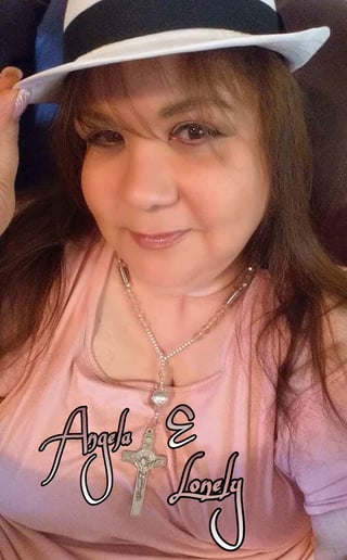 Gallery photo 2 of Angela E
