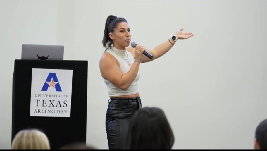 Gallery photo 3 of 6x Ninja Warrior + Motivational Speaker Angela Gargano