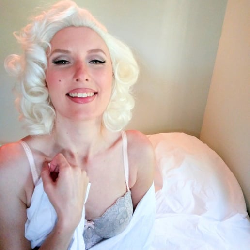 Gallery photo 9 of Angela La Muse Burlesque