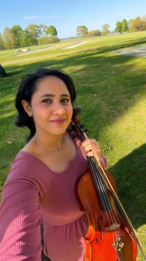 Gallery photo 2 of Angela Zorrilla Music Services