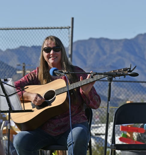Gallery photo 5 of Angie Z.