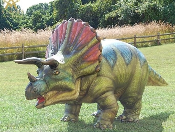 Gallery photo 8 of AnimatronicBear Special Event + Television Characters