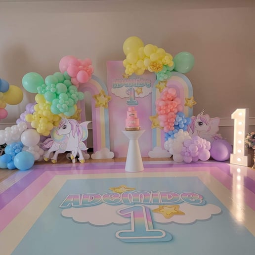 Gallery photo 2 of Anji's Balloons & Decor