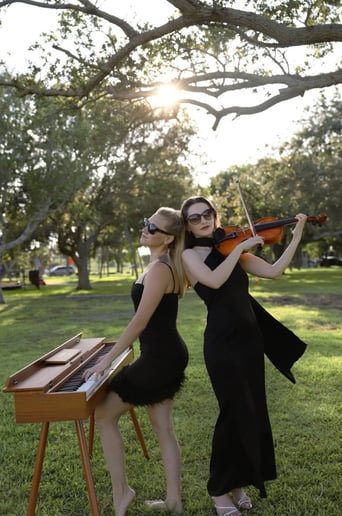 Gallery photo 4 of Duo de Luxe