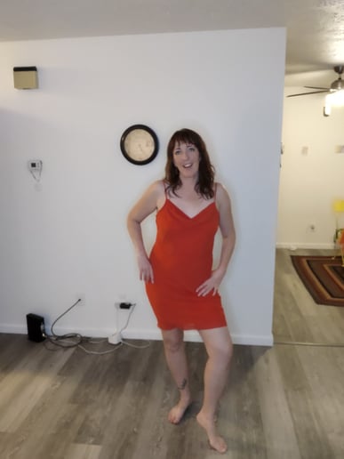 Gallery photo 7 of Anna K Gold