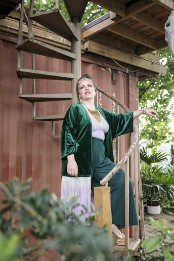 Gallery photo 1 of Anna Laura Quinn