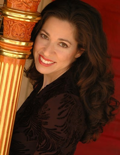 Gallery photo 3 of Anna Maria Mendieta - Solo to Ensemble