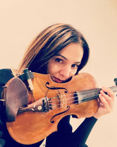 Gallery photo 1 of Anna Violin