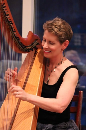 Gallery photo 19 of Celtic Harp Music by Anne Roos