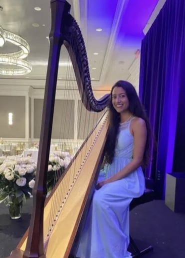 Gallery photo 4 of Anne Suda SRQ Cellist
